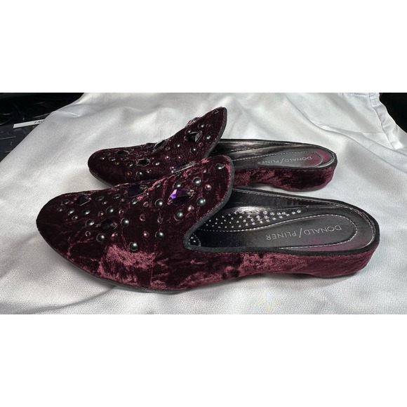 Donald Pliner BAZSP Women's 7 M Embellished Currant Crushed Velvet‎ Flat Mules - Picture 9 of 15
